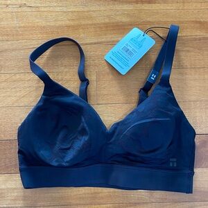 Tommy John Black Triangle Lace Wireless Bra